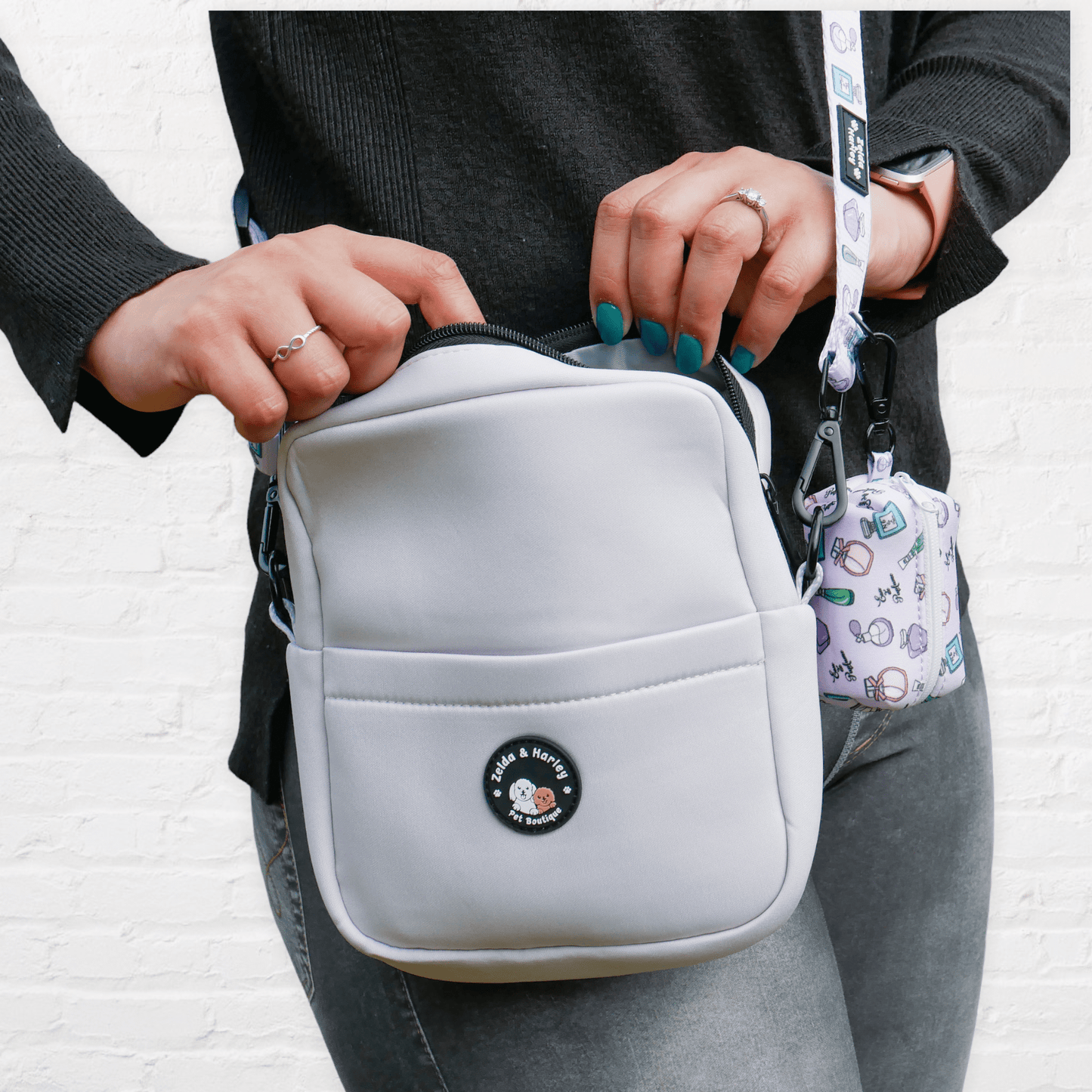 Zelda & Harley Dog Mom Bag - Pale Grey